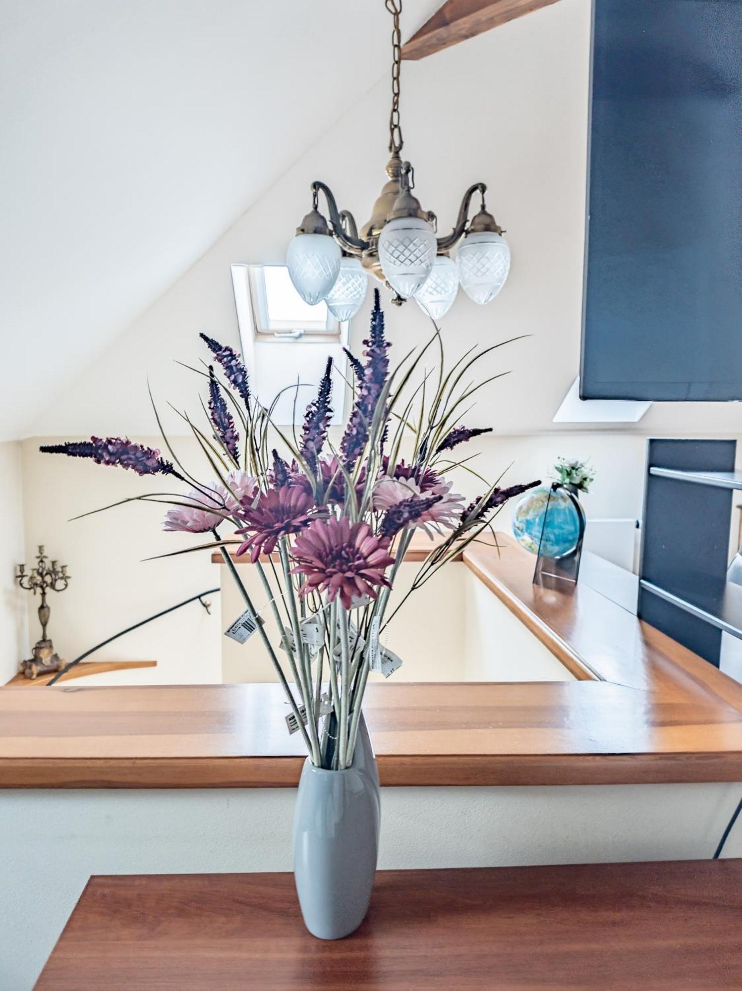 Unique Location With Hot-Tub, Terrace And Garden Villa Praha Bagian luar foto